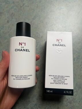 CHANEL N°1 Revitalizing Body Serum-In-Mist